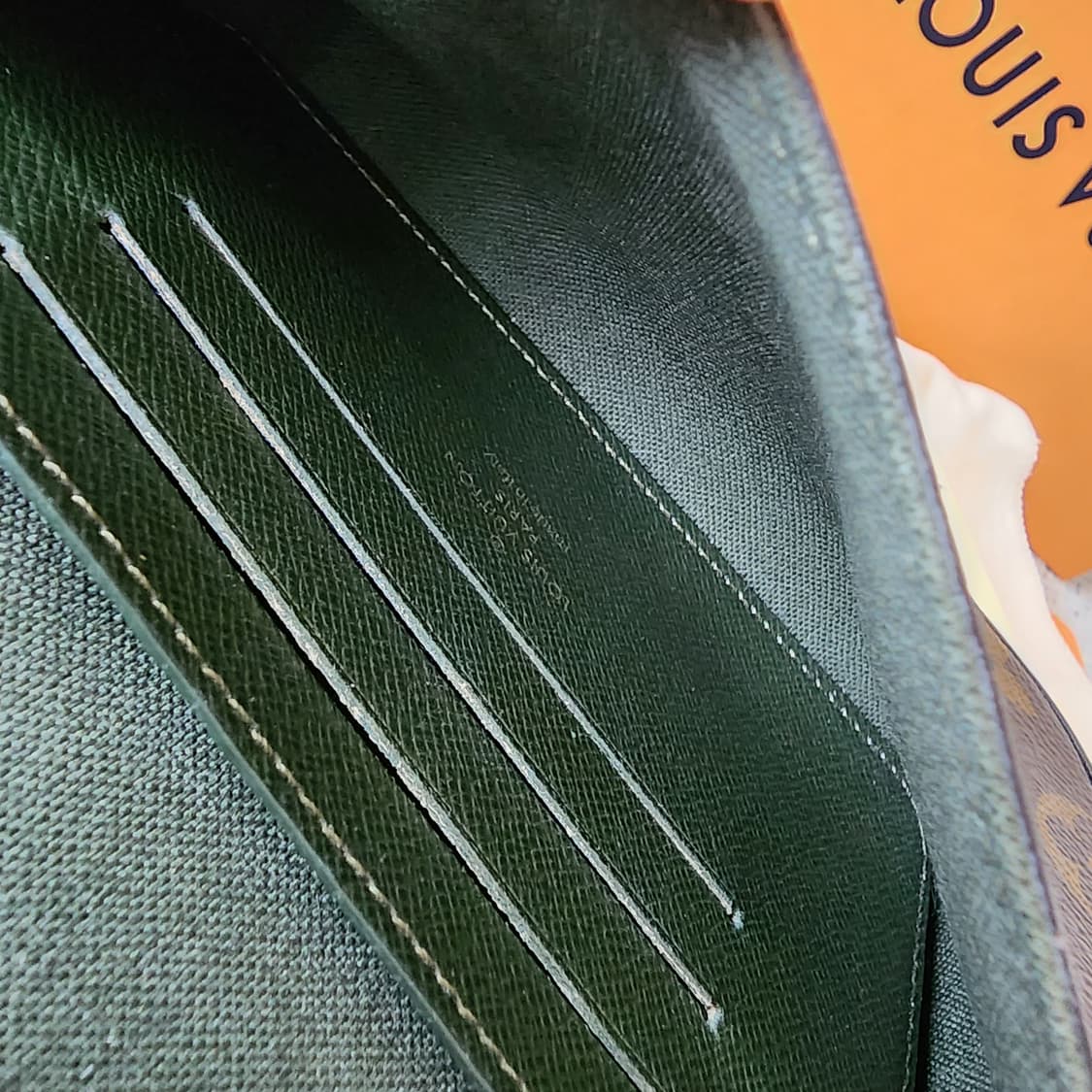 초민트급 루이비통 펠리시 스트랩 앤 고 모노그램 크로스백 카키 그린 상품이미지9