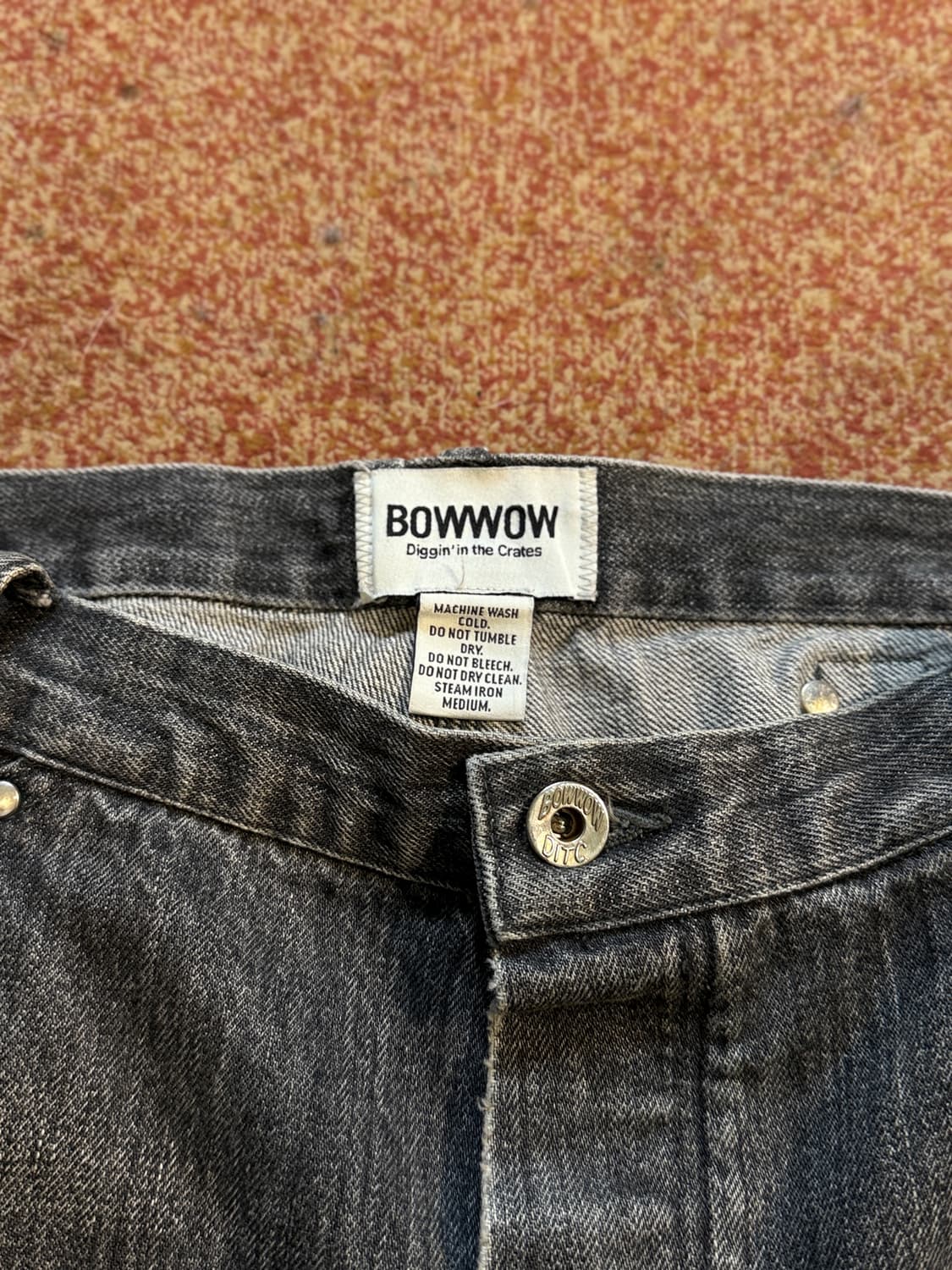 Bowwow 바우와우 블랙 데님 버튼플라이 더블니 카펜터 리페어드 워크  상품이미지4