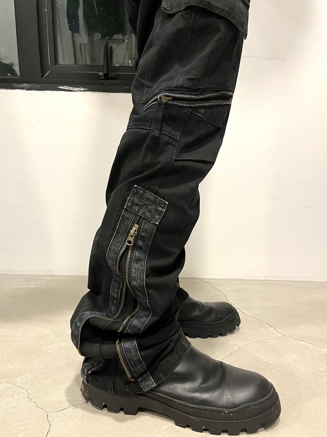 Utility Detail Cargo Pants 상품이미지1