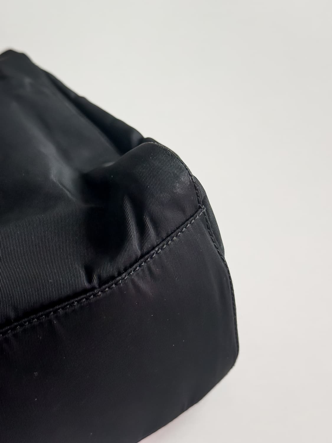 프라다 나일론 클리어 핸들 토트백 상품이미지6