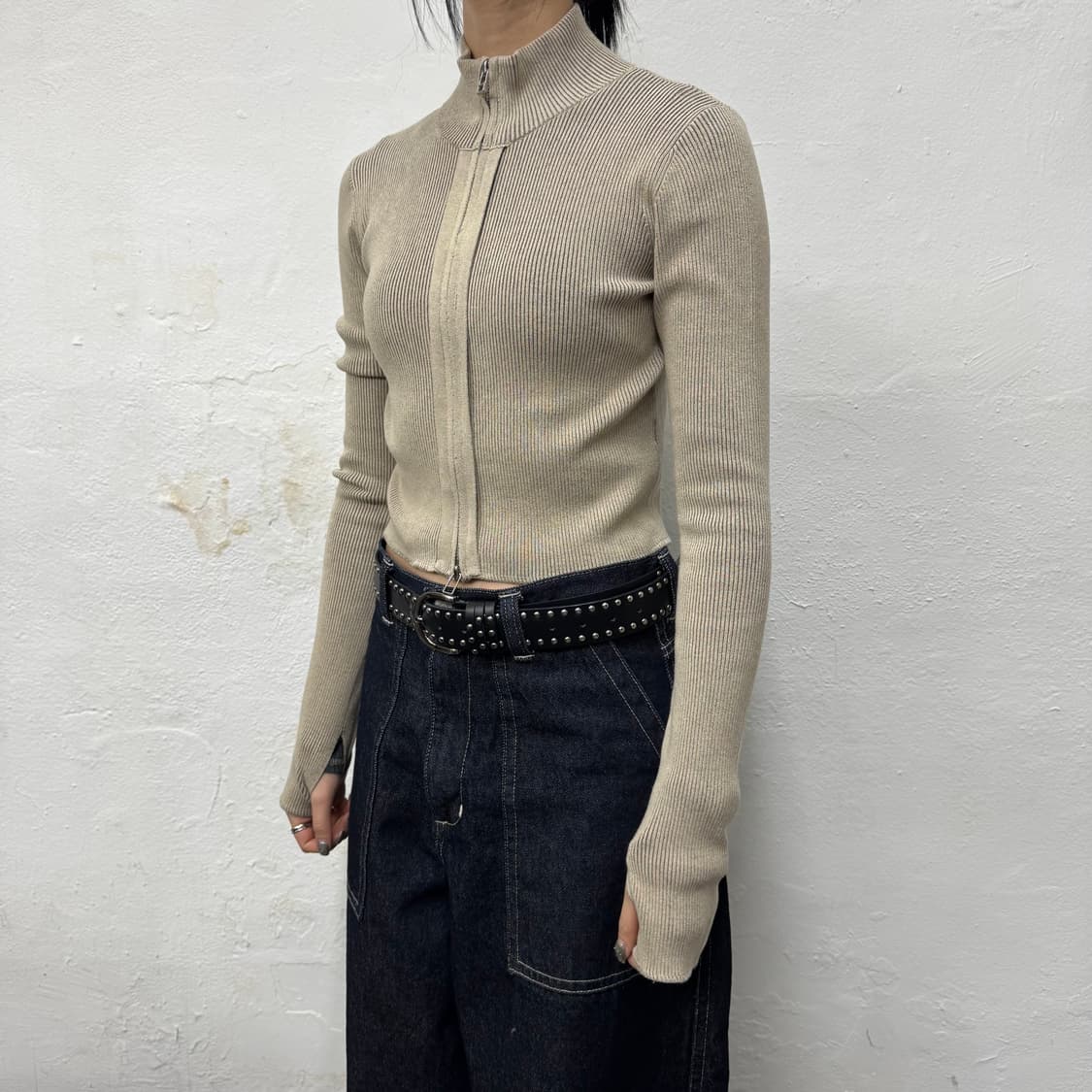 SLY JAPAN 아이보리컬러 워시드 리브드 쇼트 하이넥 가디건 상품이미지1