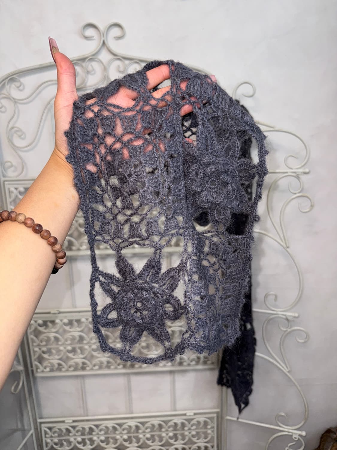 Charcoal flower crochet knit muffler 상품이미지3