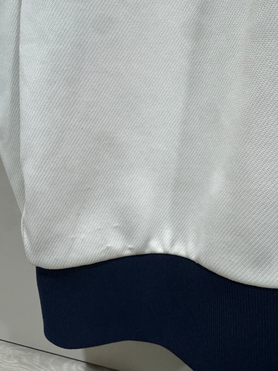 아디다스 일본판 아이보리 트랙탑 상품이미지6