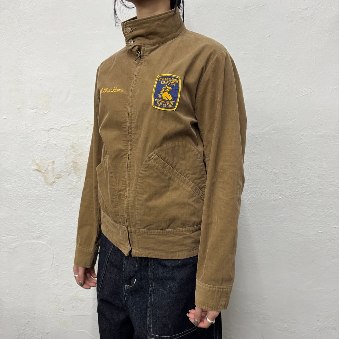 히스테릭글래머 베이지 히스테릭걸 패치로고 후면 자수 코듀로이 블루종 자켓 상품이미지1