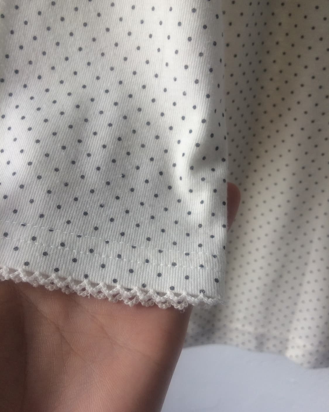 Crochet trimming dot pattern sleeve 상품이미지4