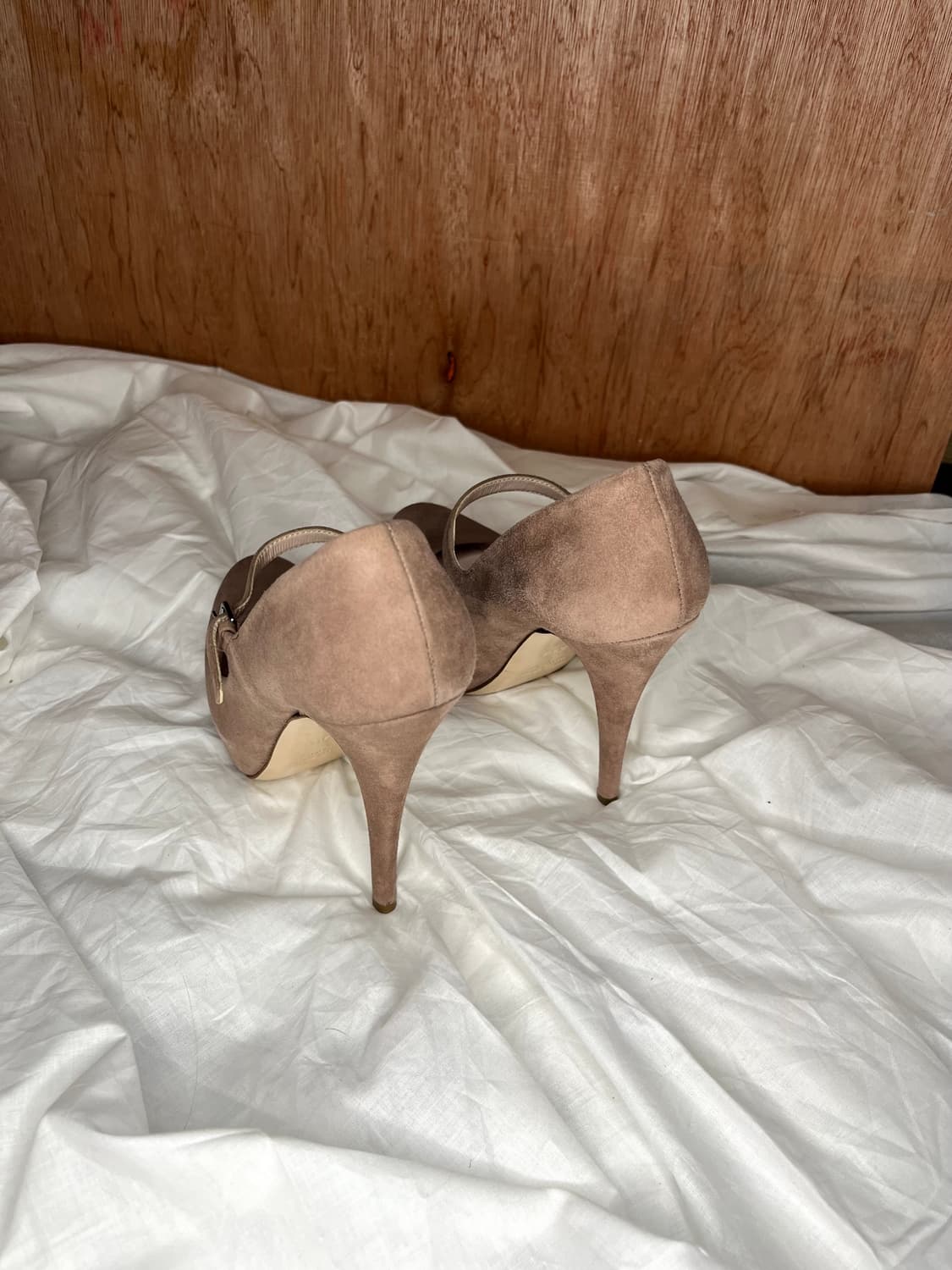 미우미우 스웨이드 메리제인 플랫폼 스틸레토 힐 상품이미지3