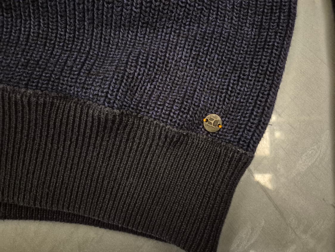 휴고보스쿼터 짚업 니트 상품이미지5