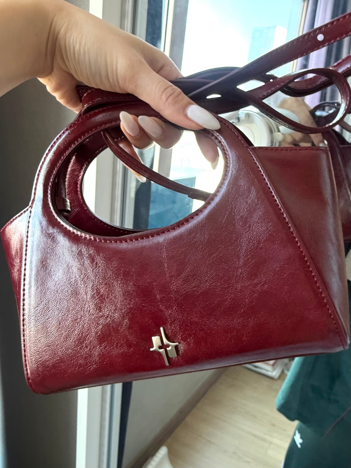 FINDKAPOOR 마켓백20 버건디 상품이미지4