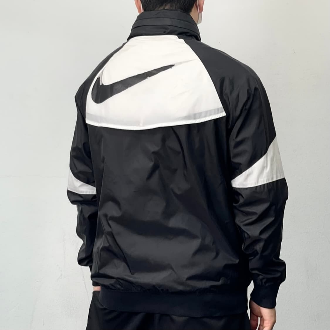 나이키 빅스우시 오레오 배색 윈드러너 바람막이 상품이미지2
