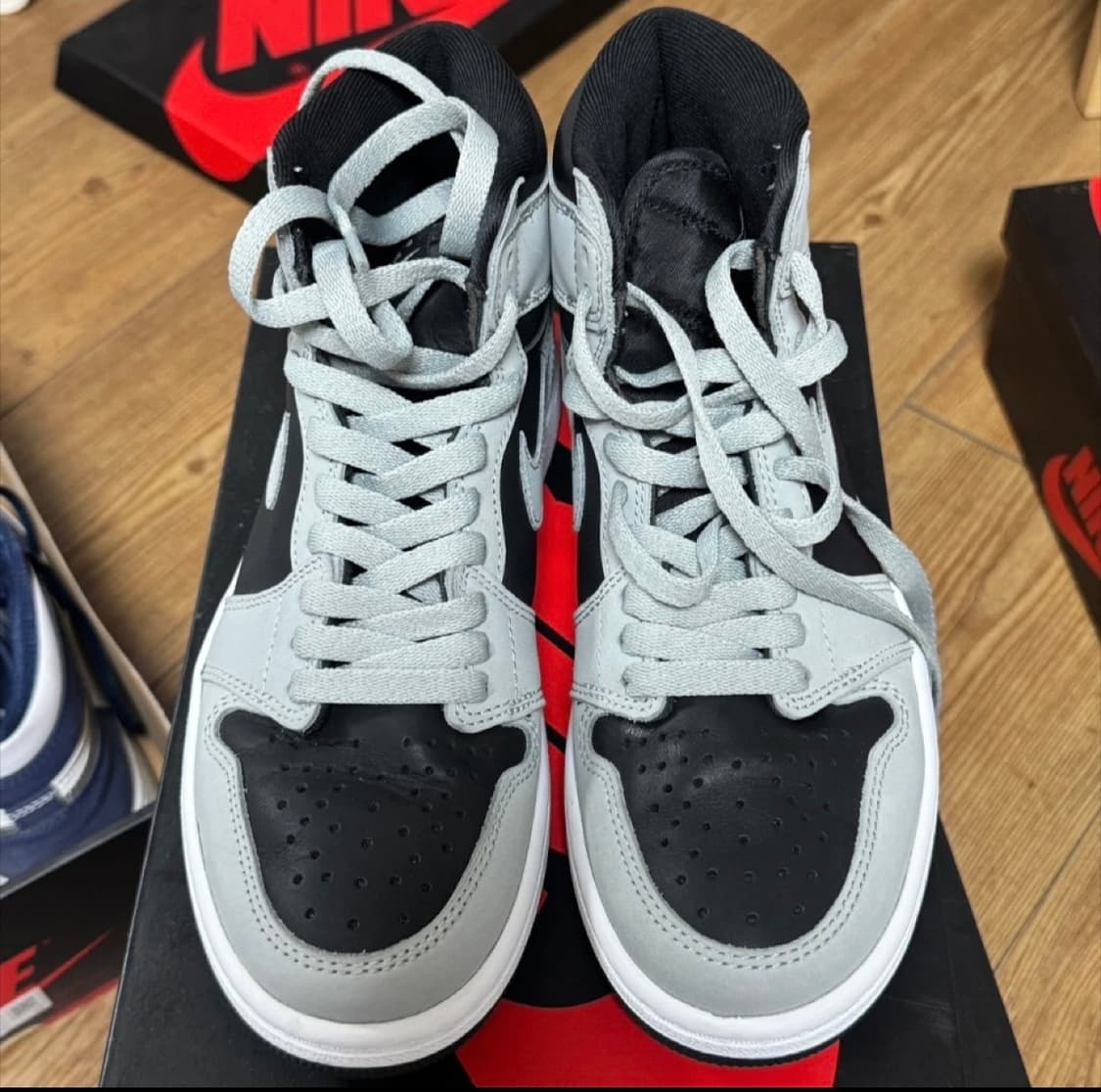 조던1 레트로 하이 OG 쉐도우 2.0 240 상품이미지3