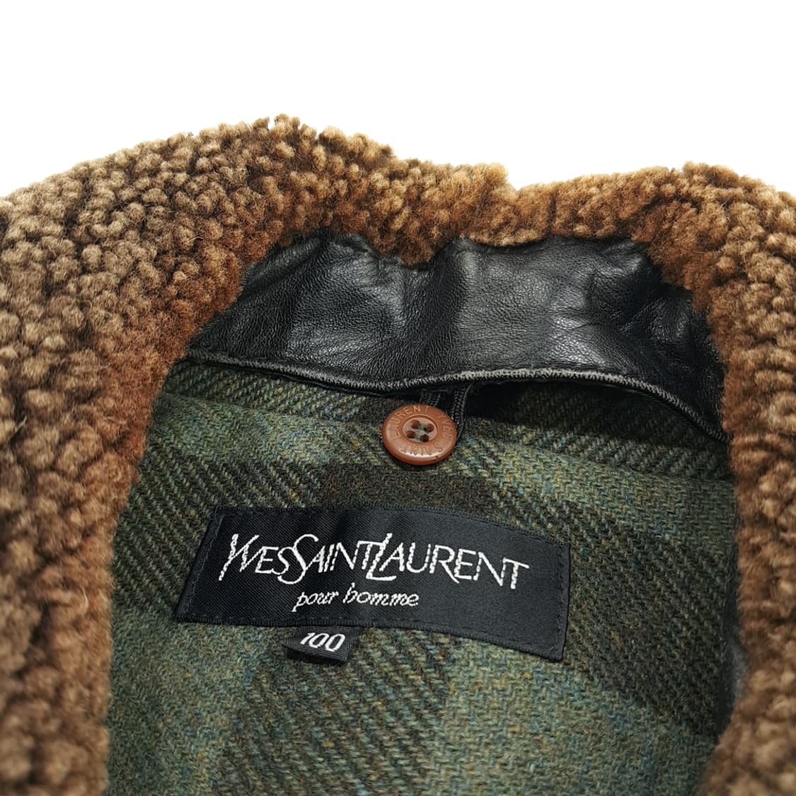 CN760 L 입생로랑 옴므 울 체크 보아카라 하프코트 상품이미지4