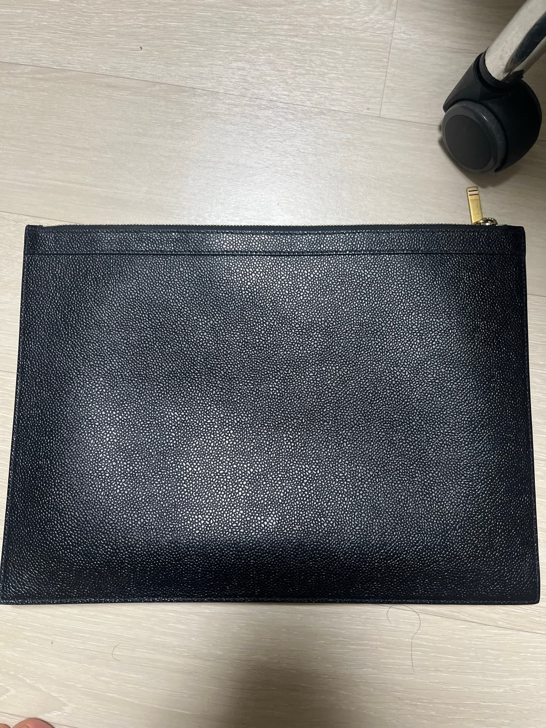 루이비통 쉐도우 오거 나이저 카드지갑 + 톰브라운 블랙가죽 클러치 상품이미지7