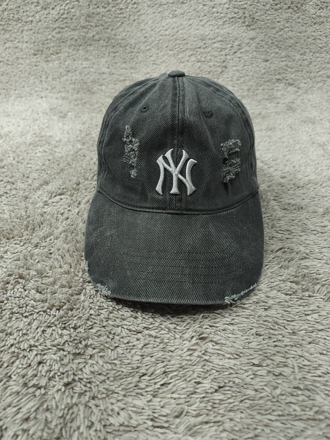 MLB 뉴욕 양키스 데미지 빈티지워싱 볼캡 차콜 XL 상품이미지2