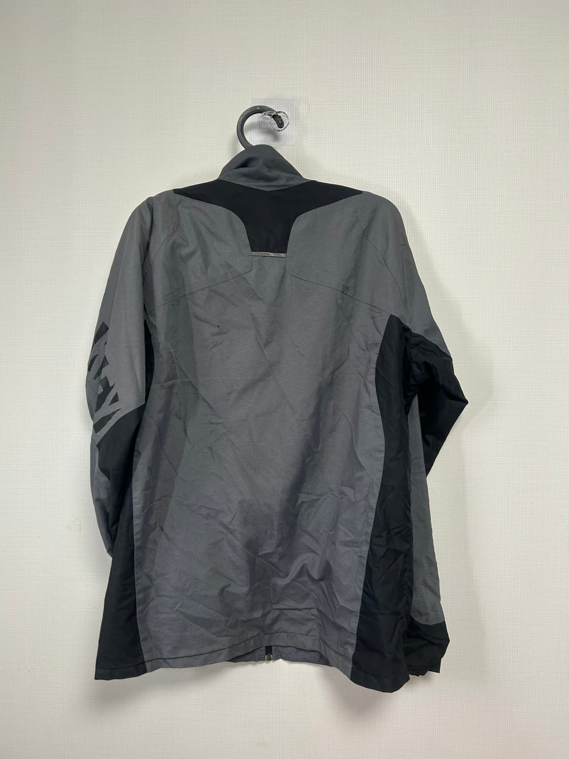 오클리 빈티지 바람막이 상품이미지2