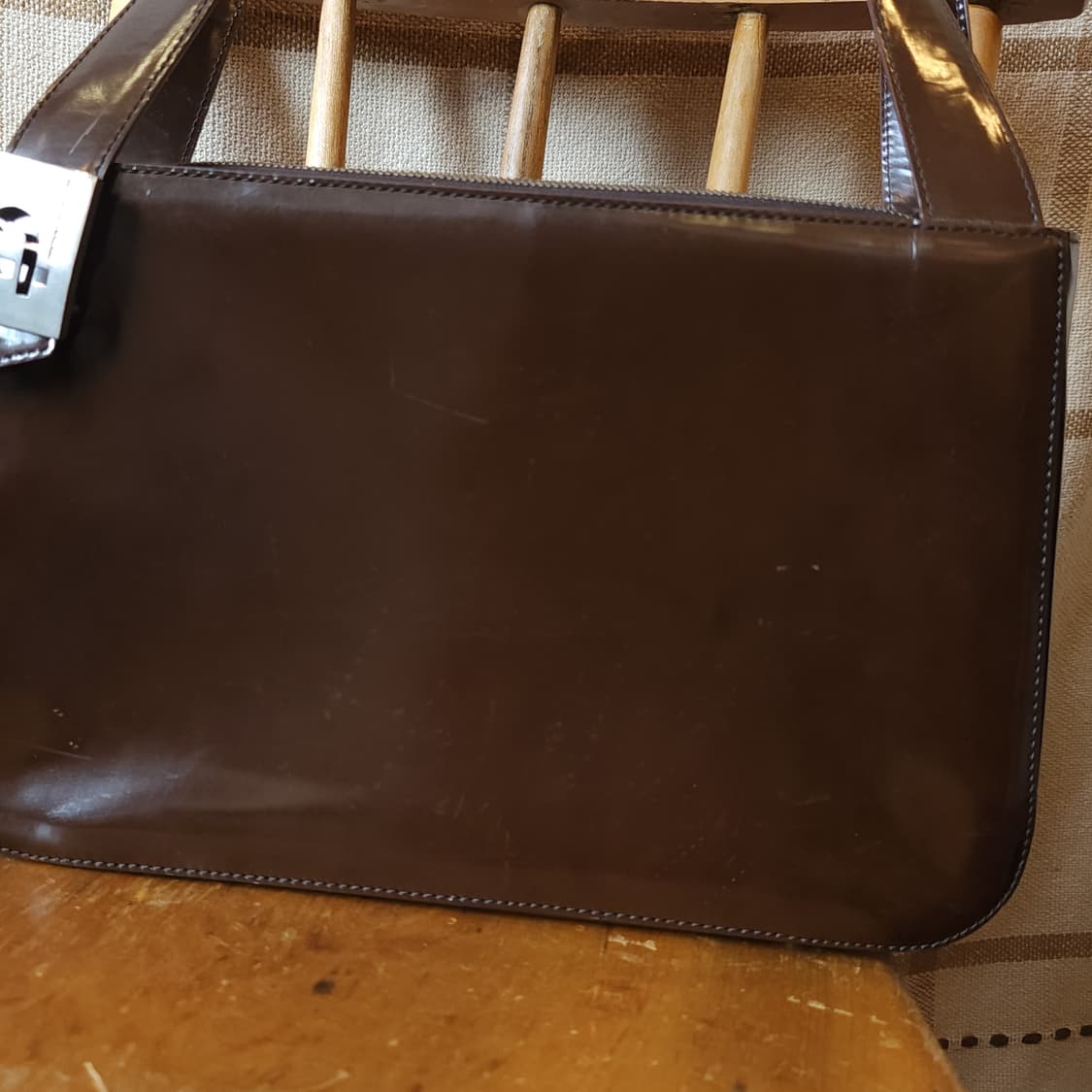 90s 이태리 브라운 페이던트 레더 숄더백 상품이미지6
