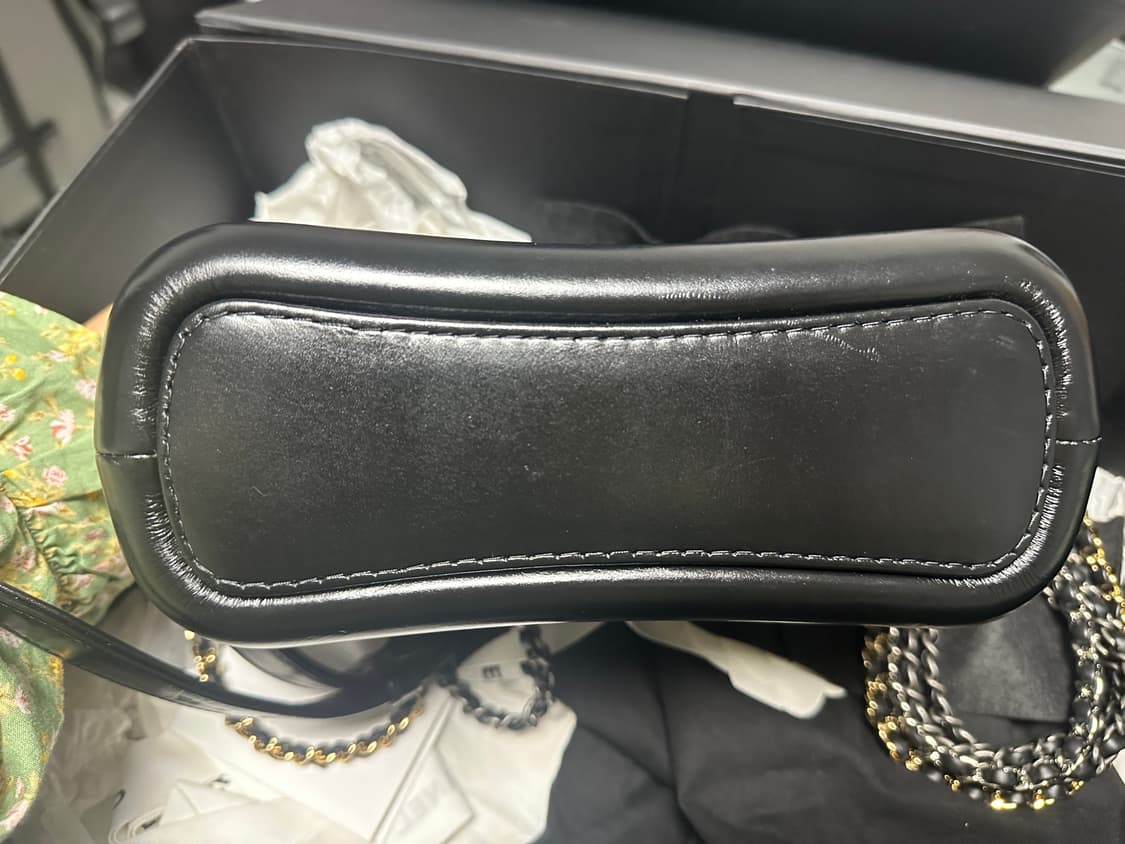 샤넬 가브리엘 호보백 스몰 블랙 상품이미지6