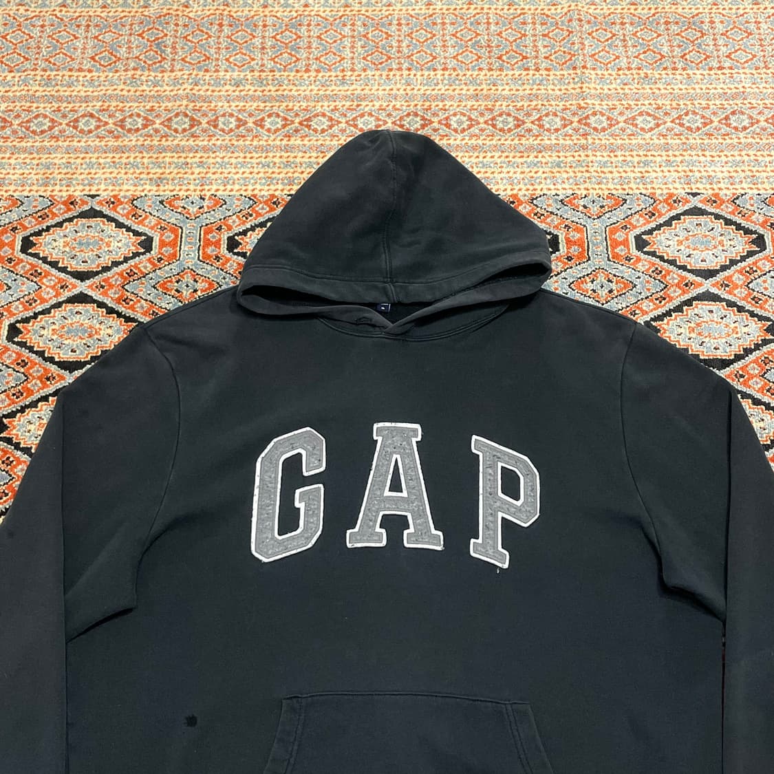 갭 스펠로고 블랙 기모 후드티셔츠 남성XL 상품이미지2