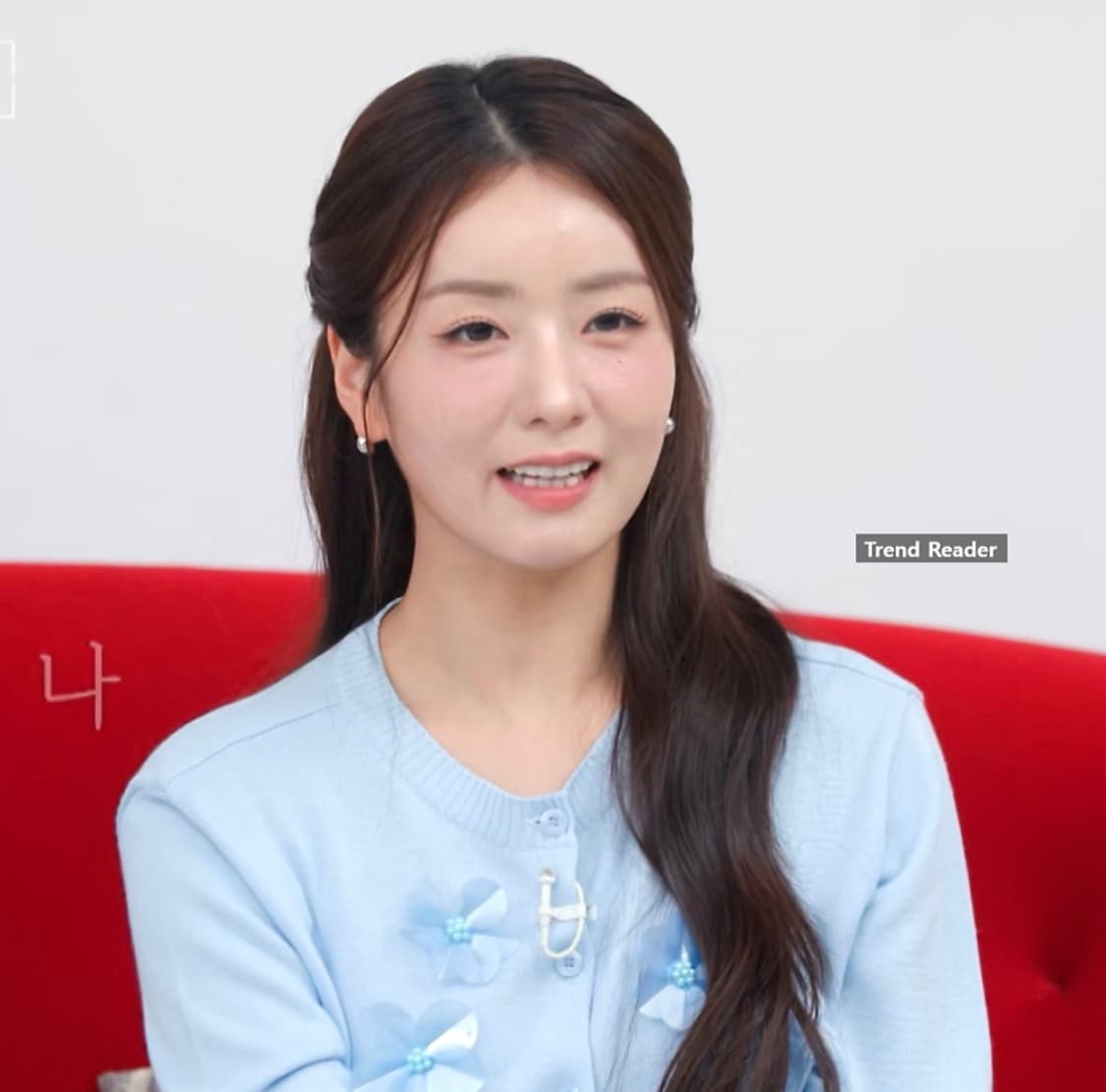 비뮈에트 니트 가디건 (윤보미 착용) 상품이미지5