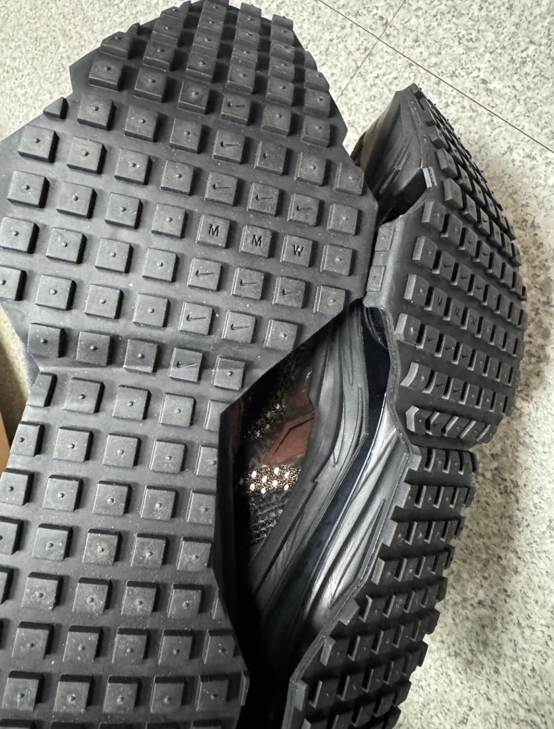 나이키 Mmw 줌 바로크색상 275사이즈 상품이미지2