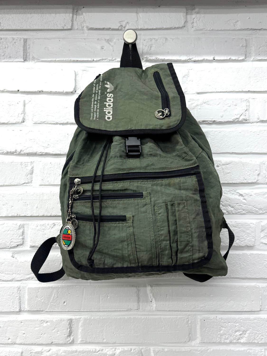 아디다스 카키 백팩  상품이미지2