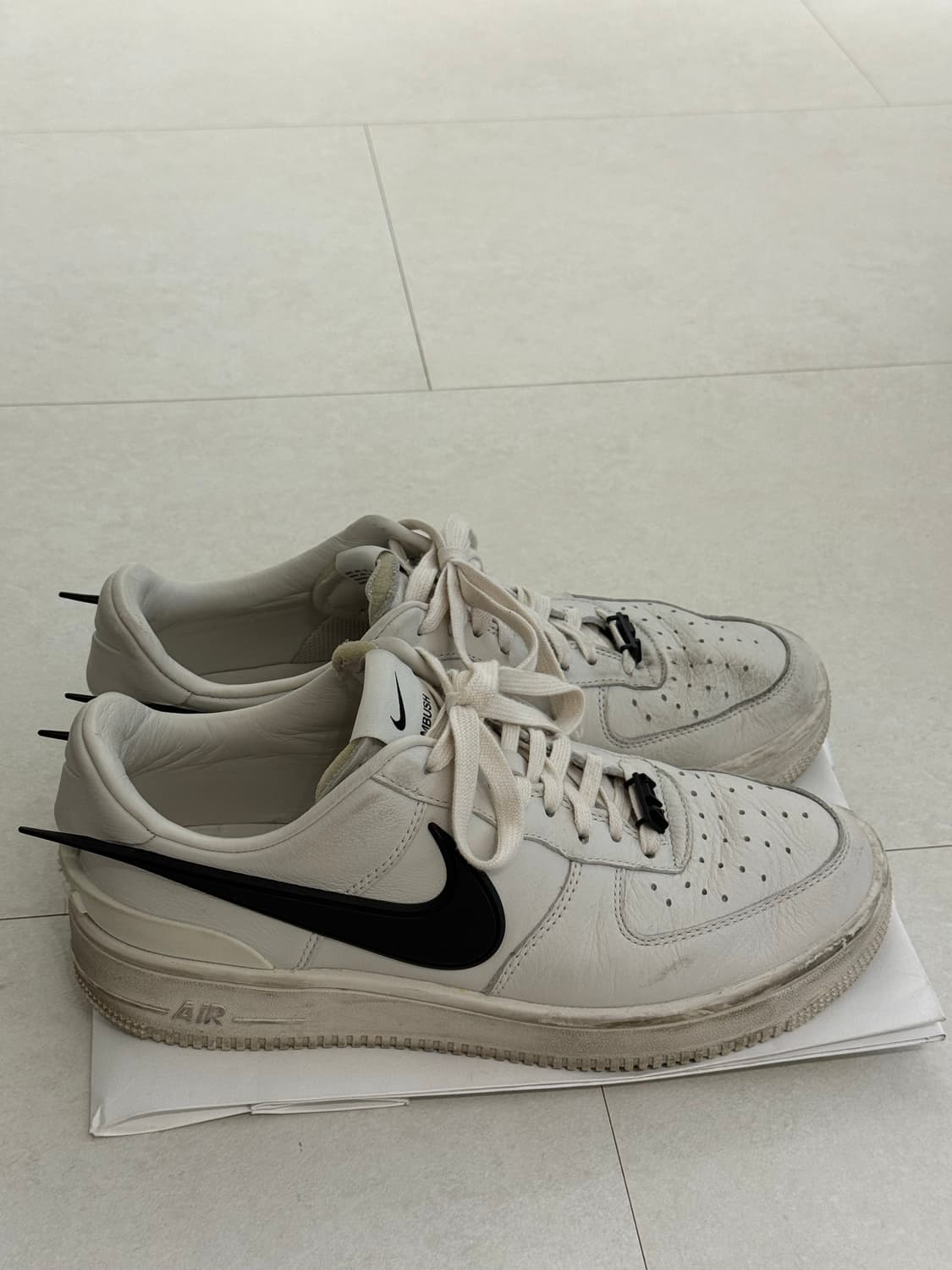 Nike 나이키 엠부쉬 에어포스1 로우 팬텀 SP 270 상품이미지3