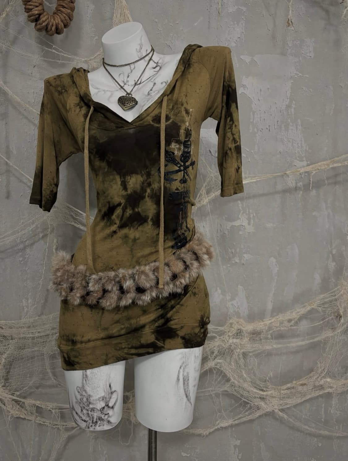 Salvage Grunge Hoodie Top 상품이미지3