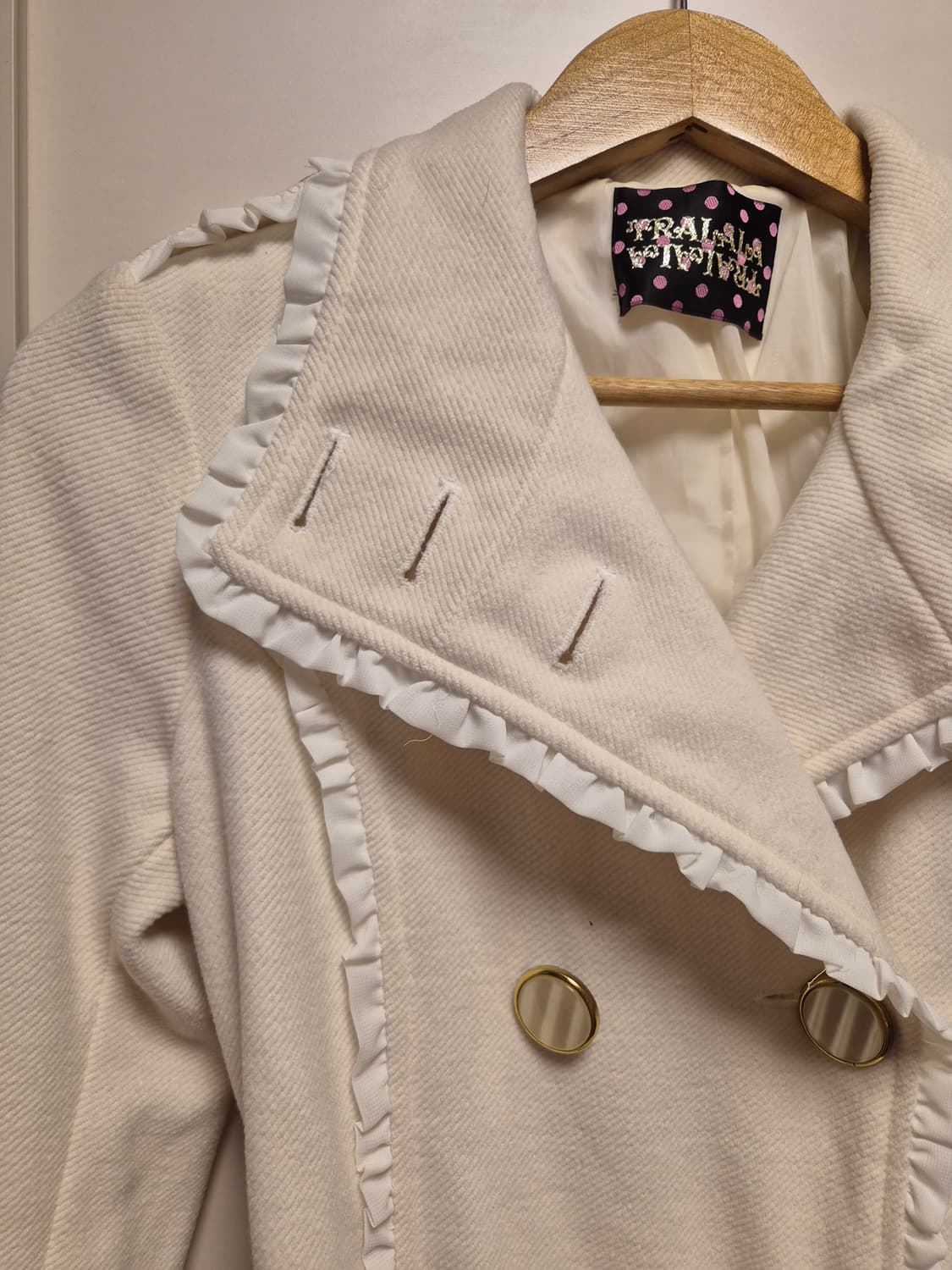 트랄라라 화이트코트 상품이미지2