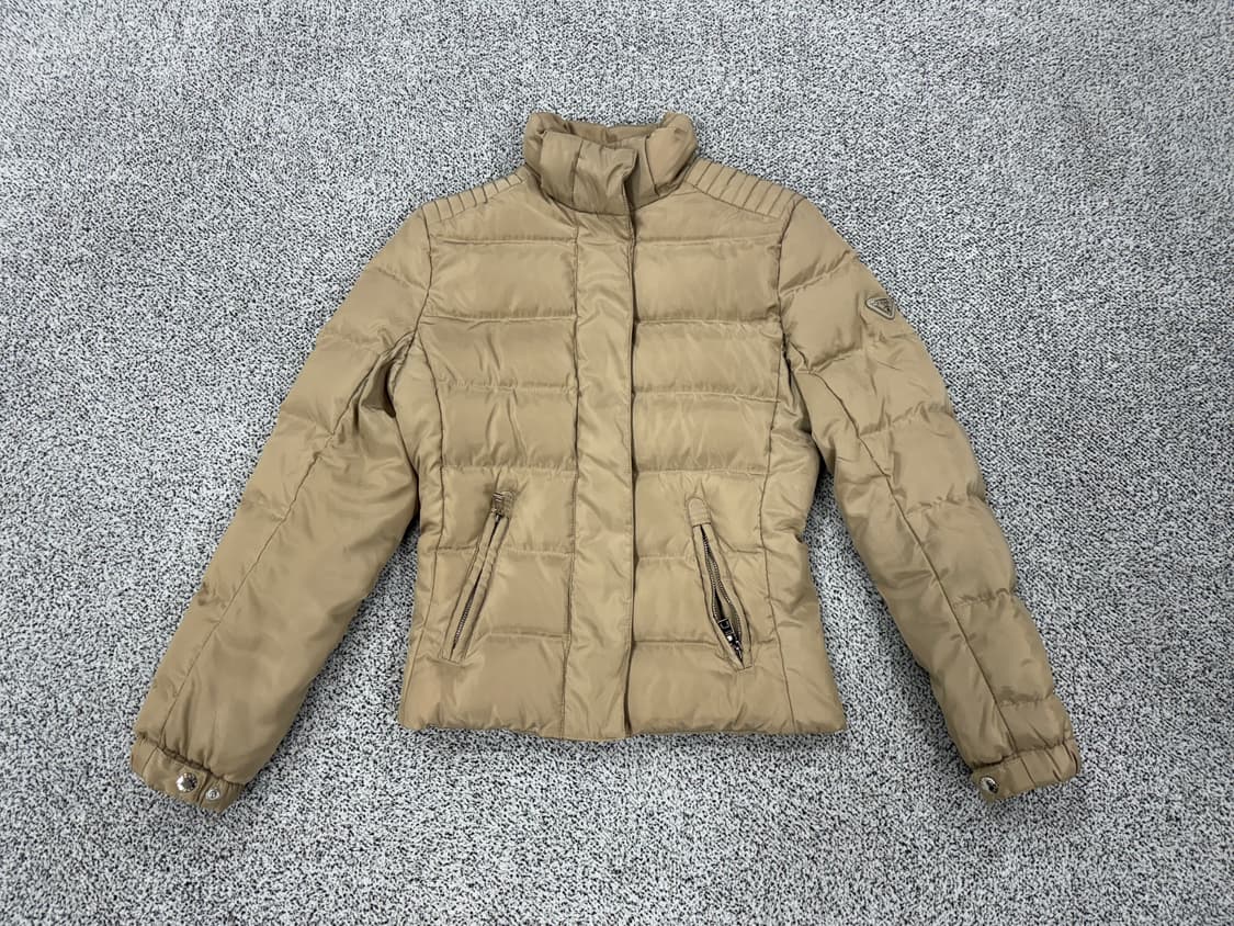 프라다 삼각로고 푸퍼 다운다켓 상품이미지1