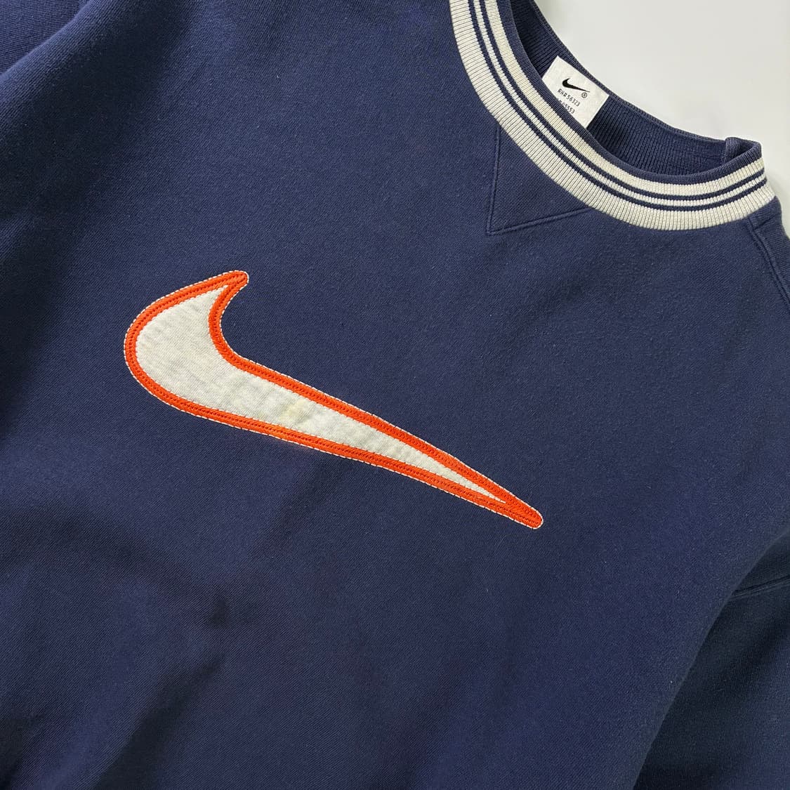 Nike  나이키 90,s 올드스쿨 빅스우시 네이비 맨투맨  상품이미지3