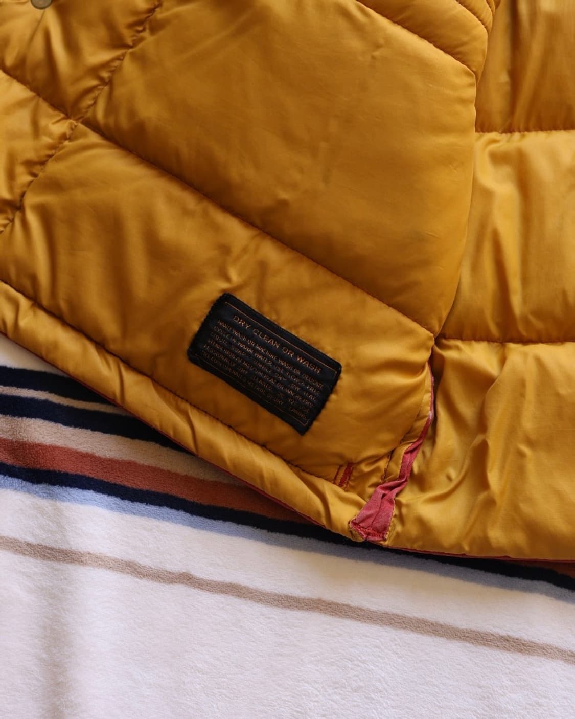 에디바우어 70s 선페이드 카라코람 다운 베스트 상품이미지9