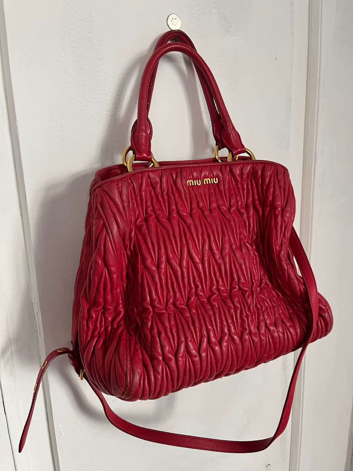 미우미우 2-way 마테라쎄 레더 백 상품이미지1