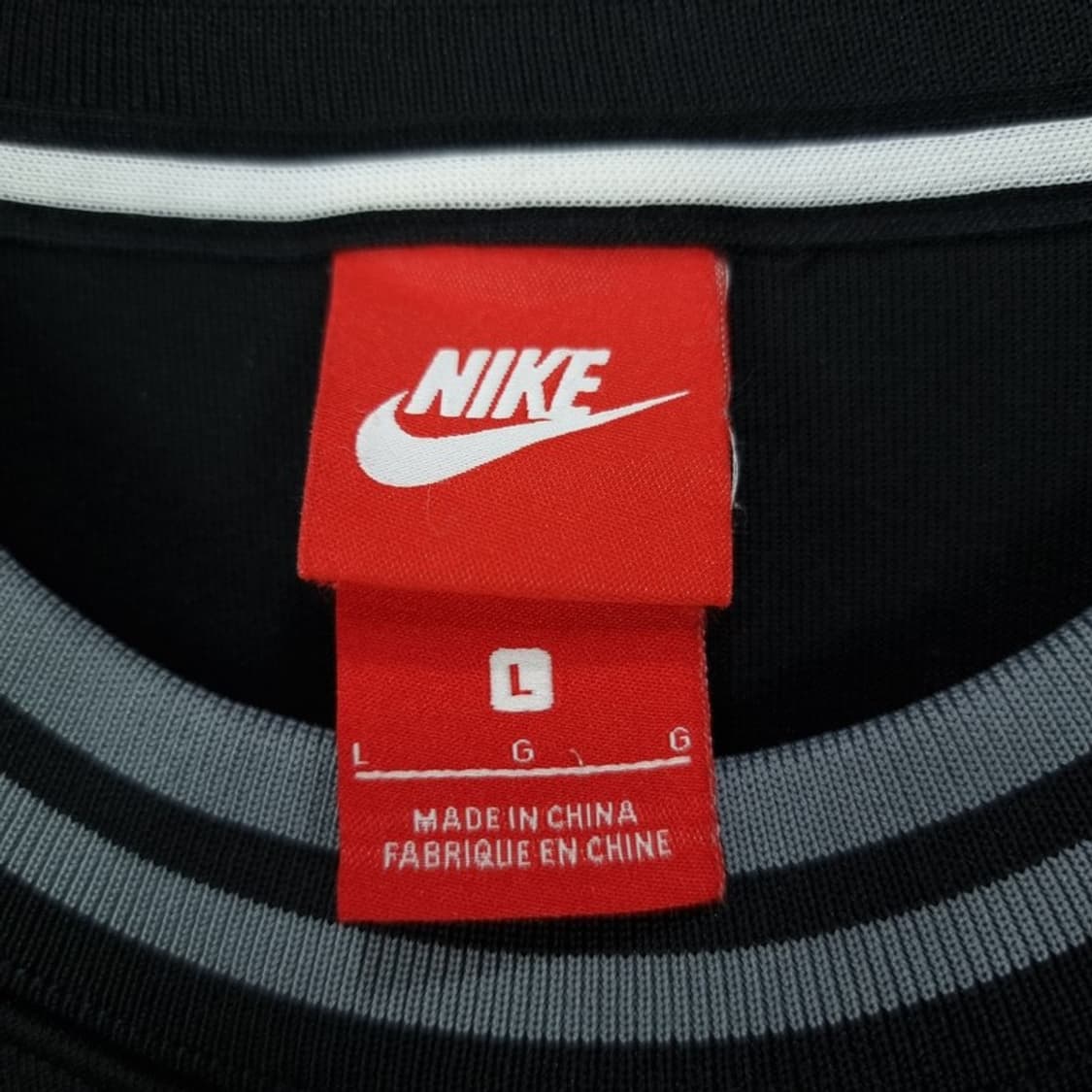[나이키] 빅로고 프린팅 오버핏 맨투맨 M19845 상품이미지7