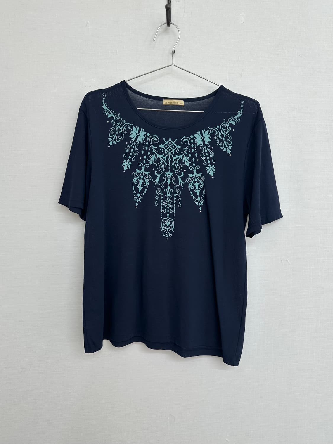 antique tee 상품이미지1