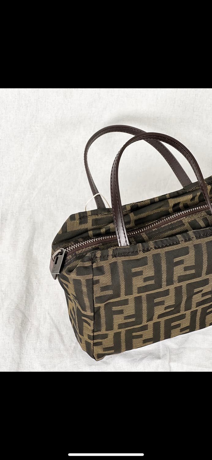 펜디 주카 토트백 상품이미지2