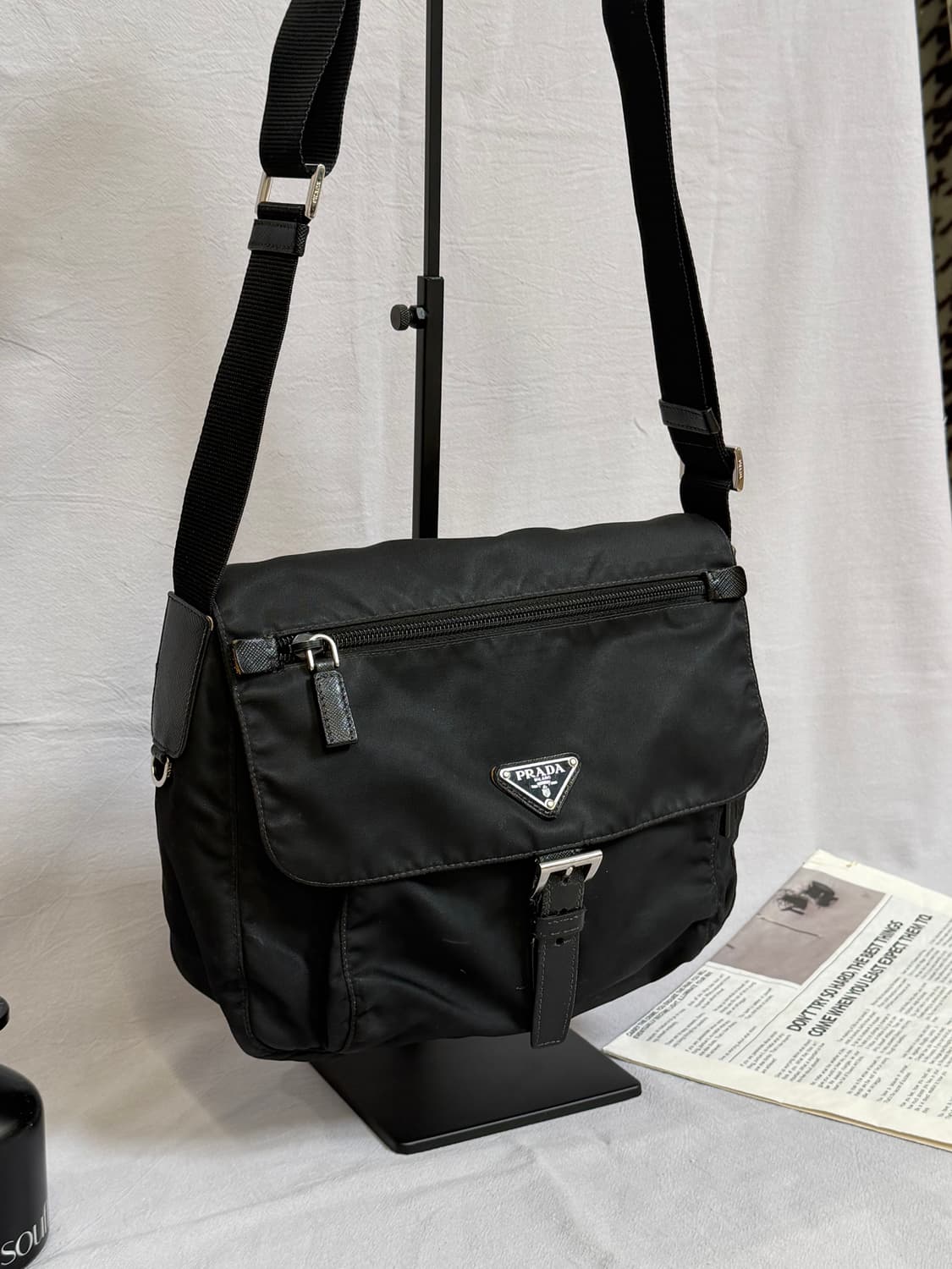 프라다 버클 크로스백 나일론 테수토 포코노 주우재백 상품이미지2