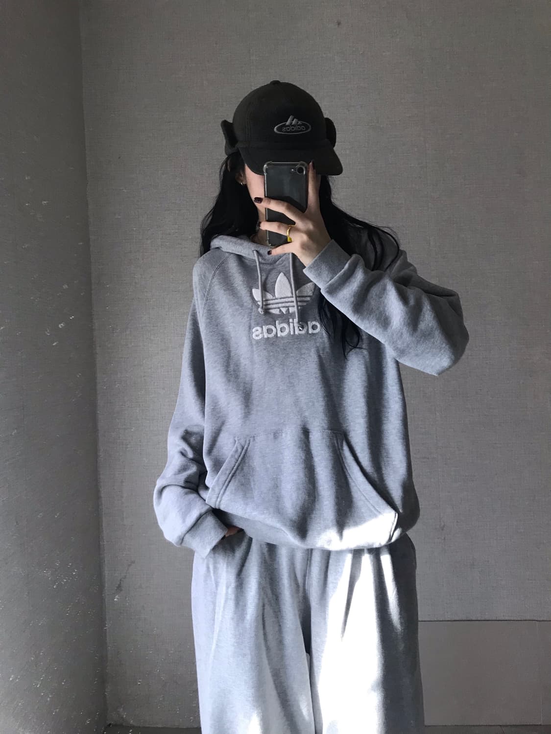 아디다스 그레이 빅로고 후드티 상품이미지4