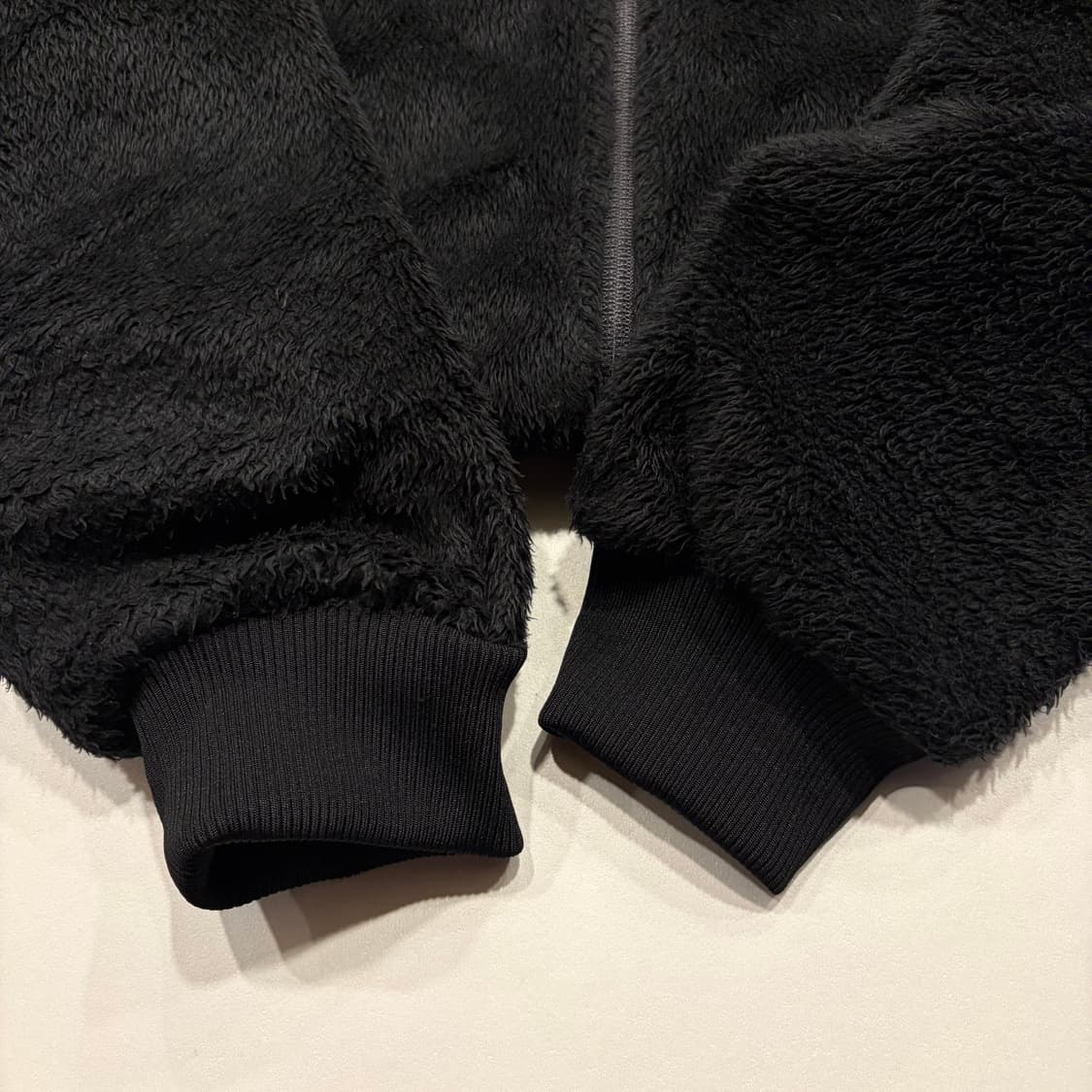 [110] 아디다스 블랙 털 후리스 후드티 카모 로고 C402 상품이미지6