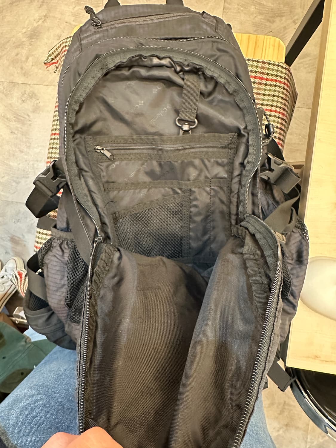 콜롬비아 레드우드 32L 블랙 백팩 등산 가방 상품이미지5