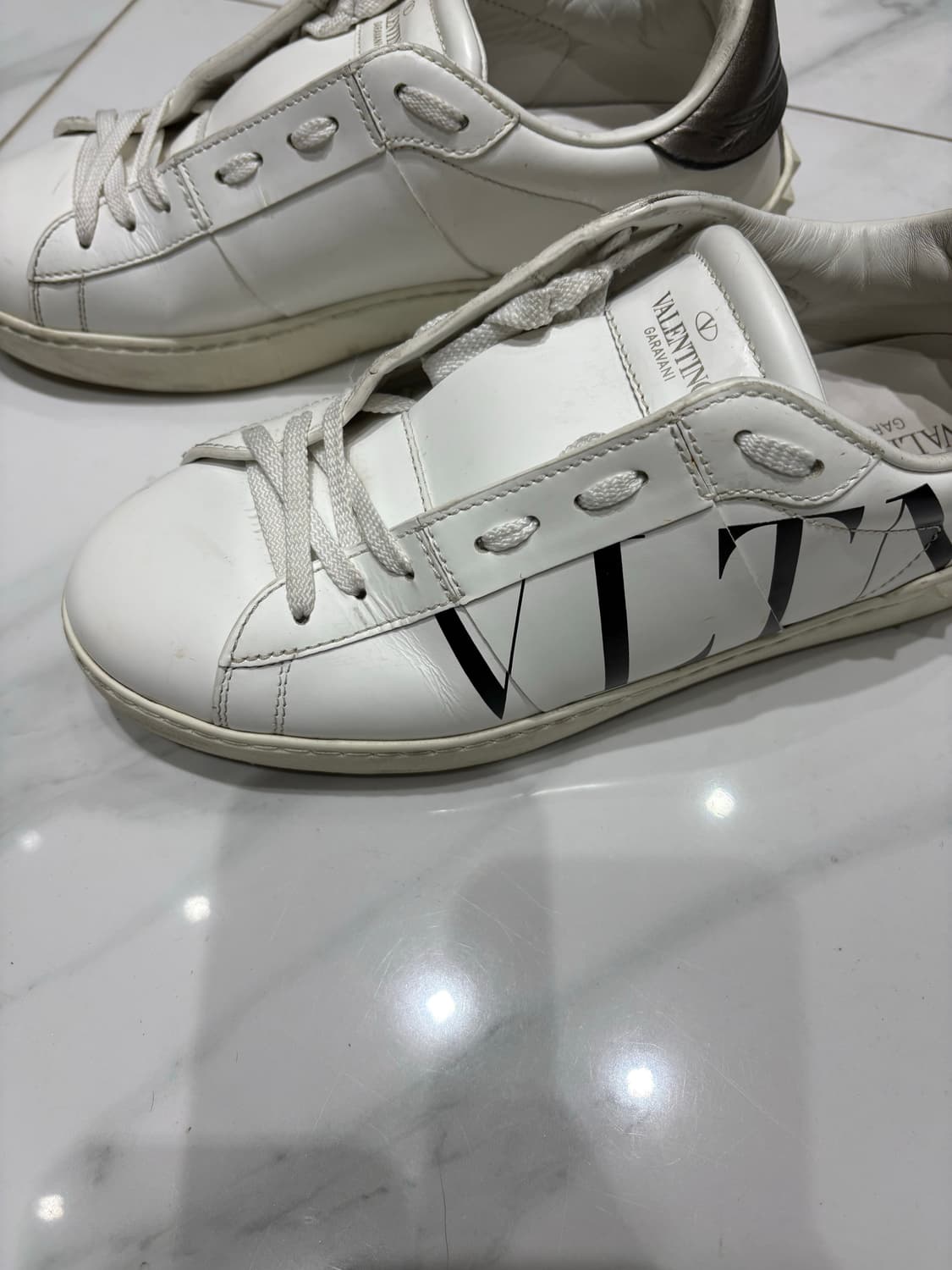 (정품)발렌티노 VLTN 스니커즈 화이트40 2/1 상품이미지2