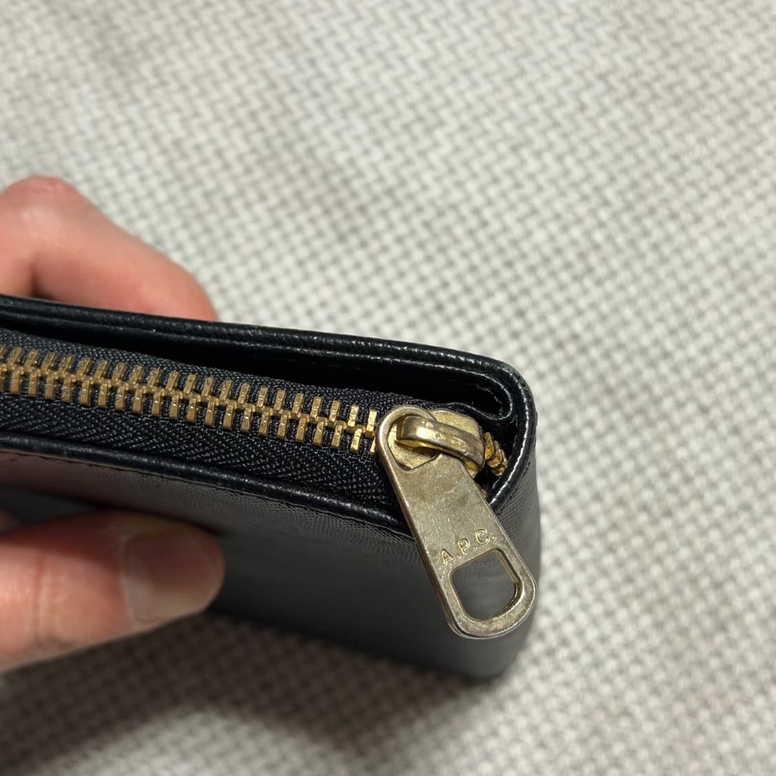 A.P.C. 아페쎄 엠마누엘 컴팩트 반지갑 상품이미지2