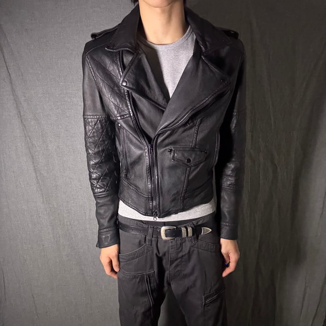 양가죽 퀄팅 라이더 숏 자켓 블랙 상품이미지1