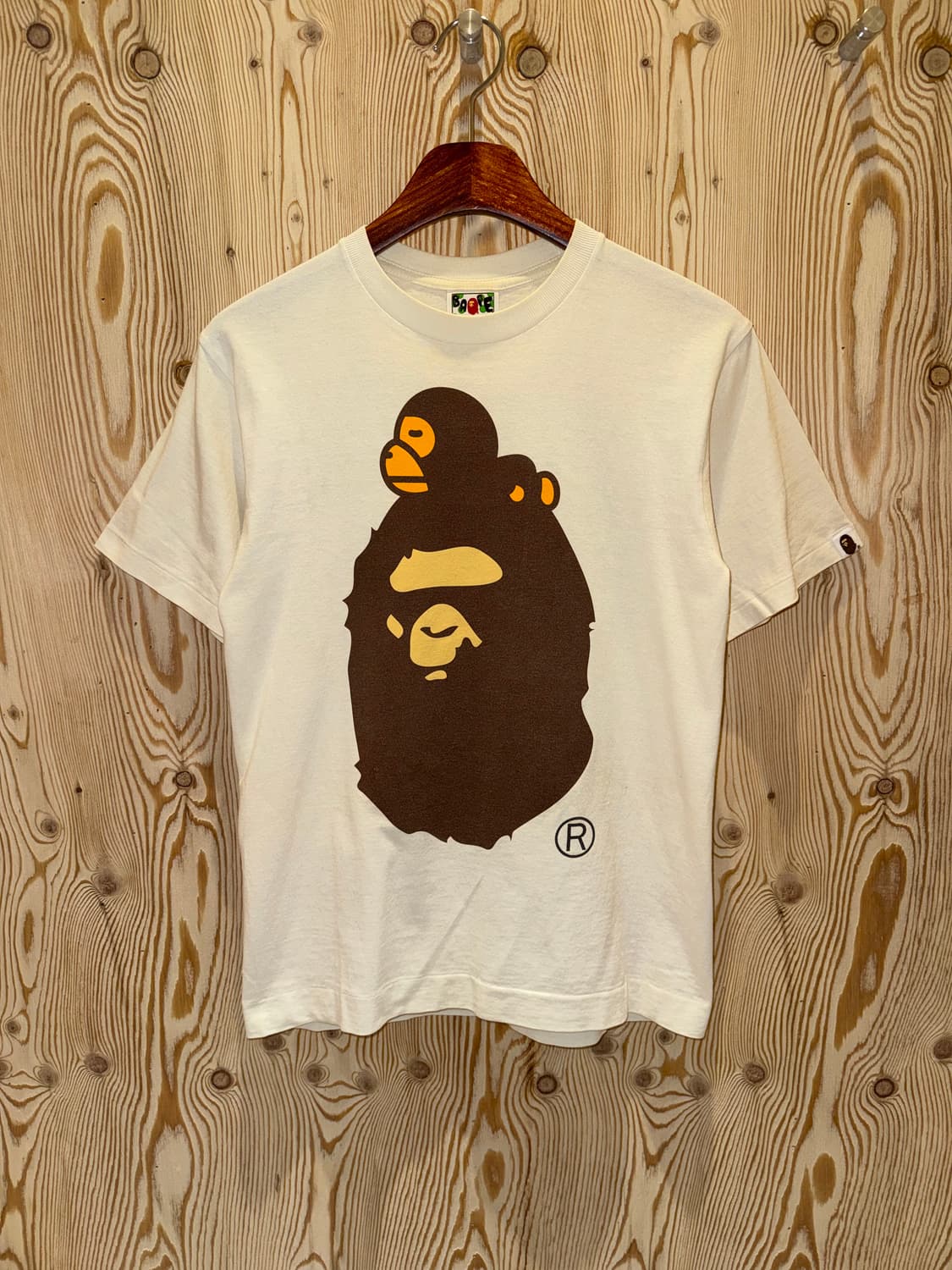 베이프 마일로 온 빅 에이프 반발 티셔츠 상품이미지1