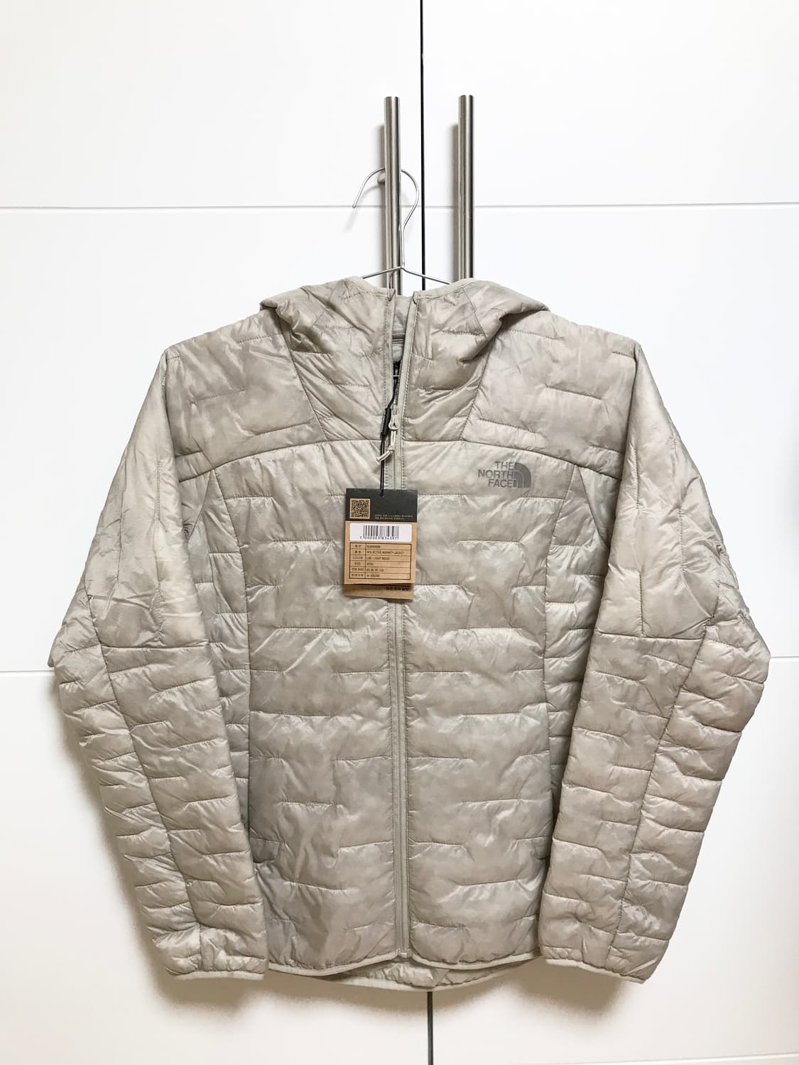 S 85 새상품 정품 노스페이스 경량패딩 베이지 엑티브 웜스 후디 자켓 상품이미지7