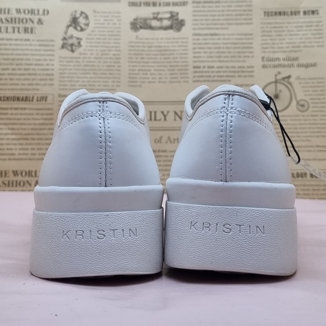 크리스틴 문베이 화이트 스니커즈 250 상품이미지4