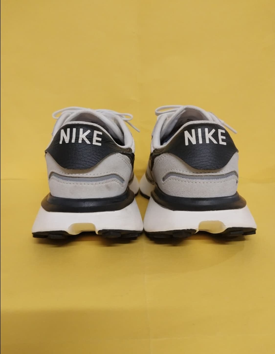 여성 나이키 피닉스 와플 키높이 운동화 (250) 상품이미지4