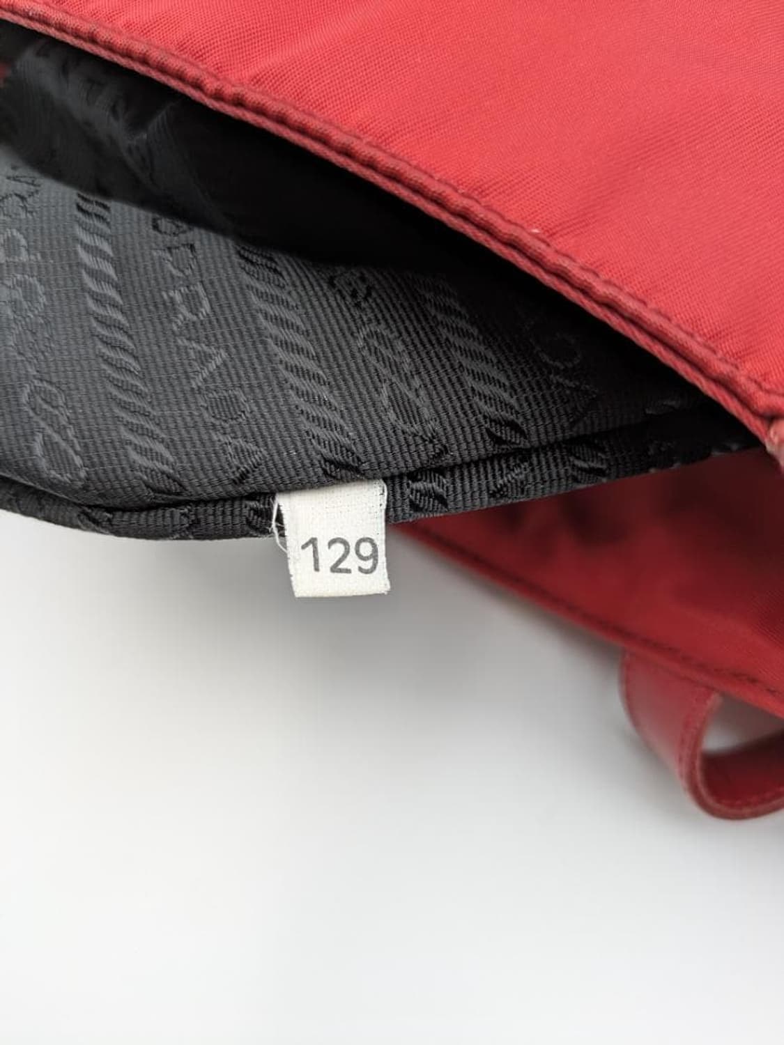 프라다 로고 플레이트 테수트 나일론 토트백 레드 y2k 상품이미지10