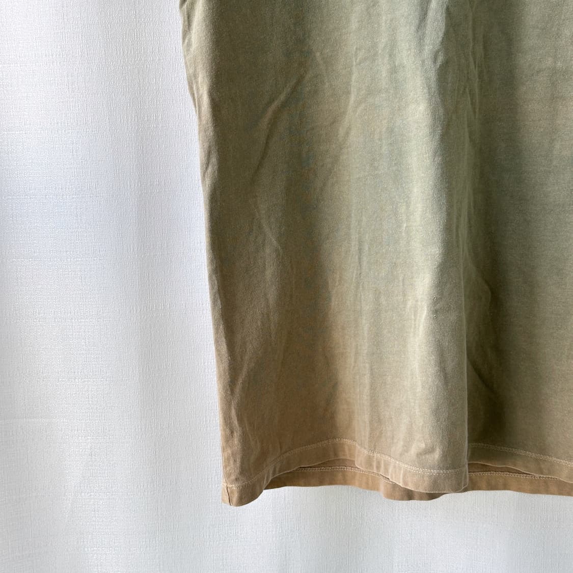 CP 컴퍼니 렌즈 로고 프린팅 반팔 티셔츠 카키 105 상품이미지3