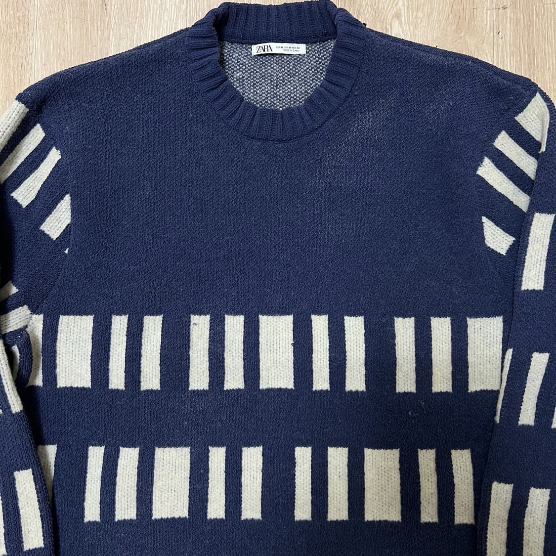 자라 남성 패턴 라운드 니트 M/95  상품이미지2