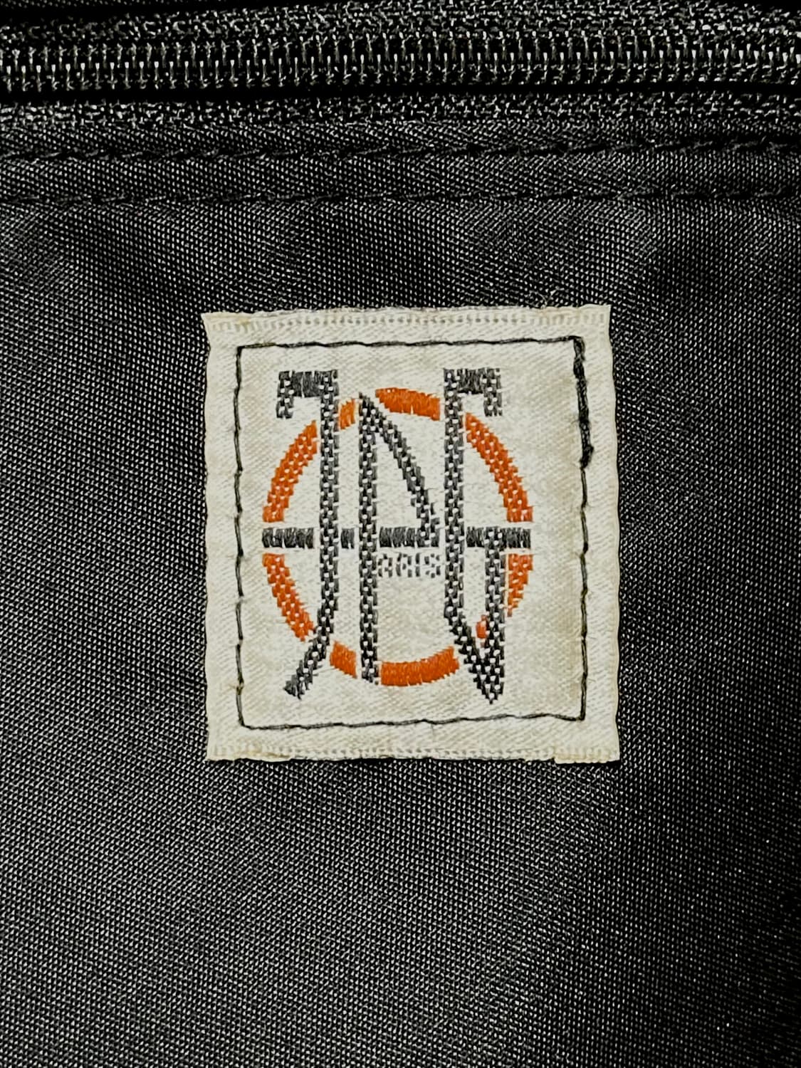 Jean paul gaultier 엠보싱 로고 백팩 상품이미지5