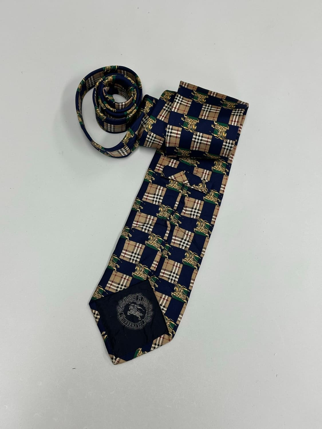 버버리 클래식 로고 체크 넥타이 상품이미지4